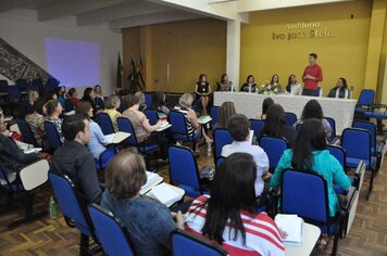 Encontro do Conselho Municipal da Educação é realizado no auditório Ivo Stein