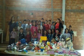 Coordenaria da Juventude distribuiu brinquedos arrecadados para crianças do Interior