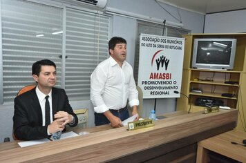 Prefeitos participam de reunião da AMASBI em Ibirapuitã