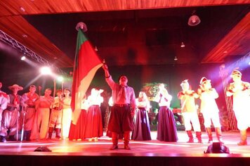 Encenação da Batalha do Seival abrilhantou a noite no Centro Cultural
