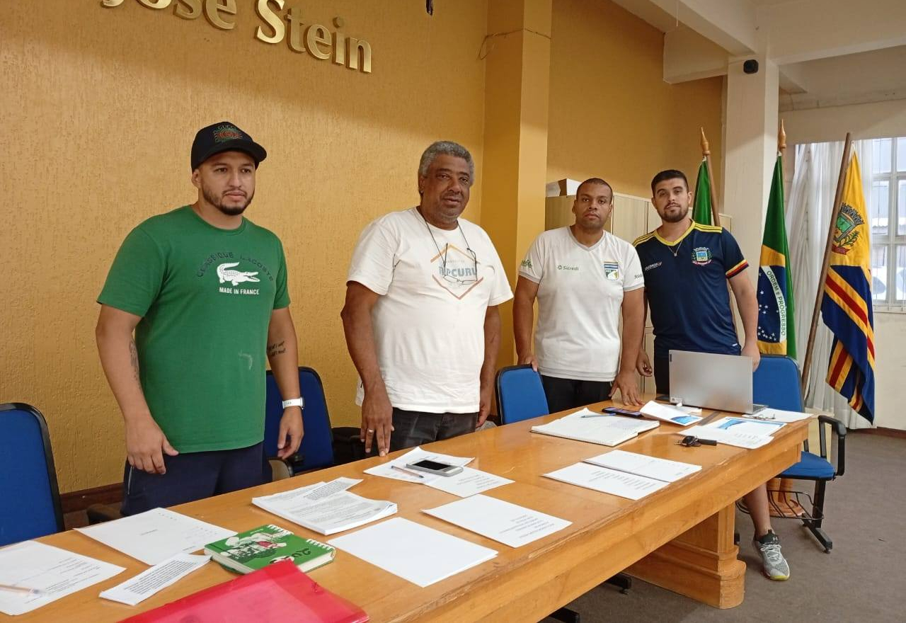 DEPARTAMENTO DE ESPORTES REALIZA CONGRESSO TÉCNICO PARA DEFINIÇÕES DO CAMPEONATO MUNICIPAL DE FUTEBOL DE CAMPO DE SOLEDADE