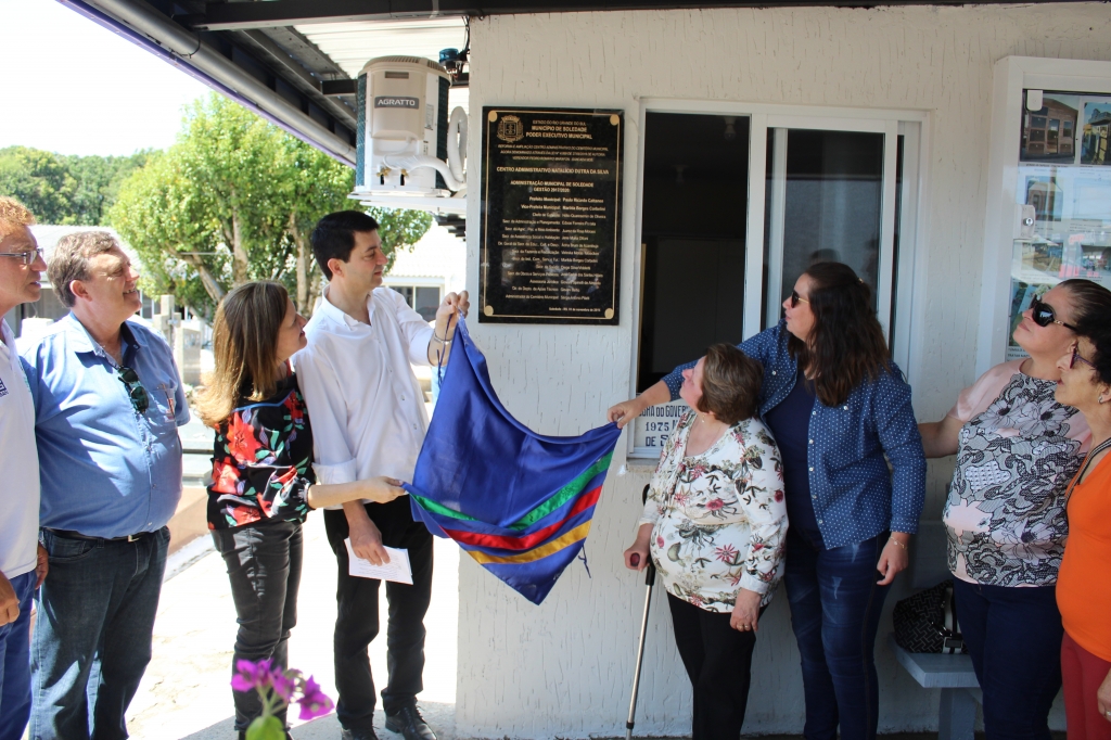 CEMITÉRIO DE SOLEDADE INAUGURA MELHORIAS