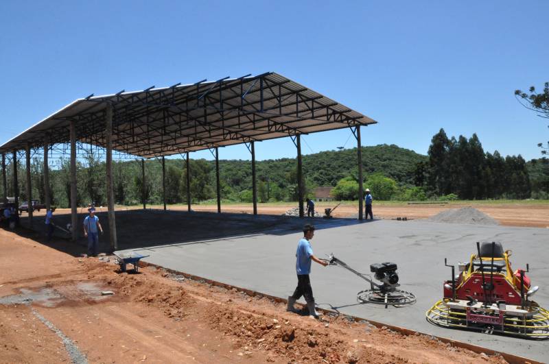 Administração Municipal está concluindo obra da Área de Transbordo