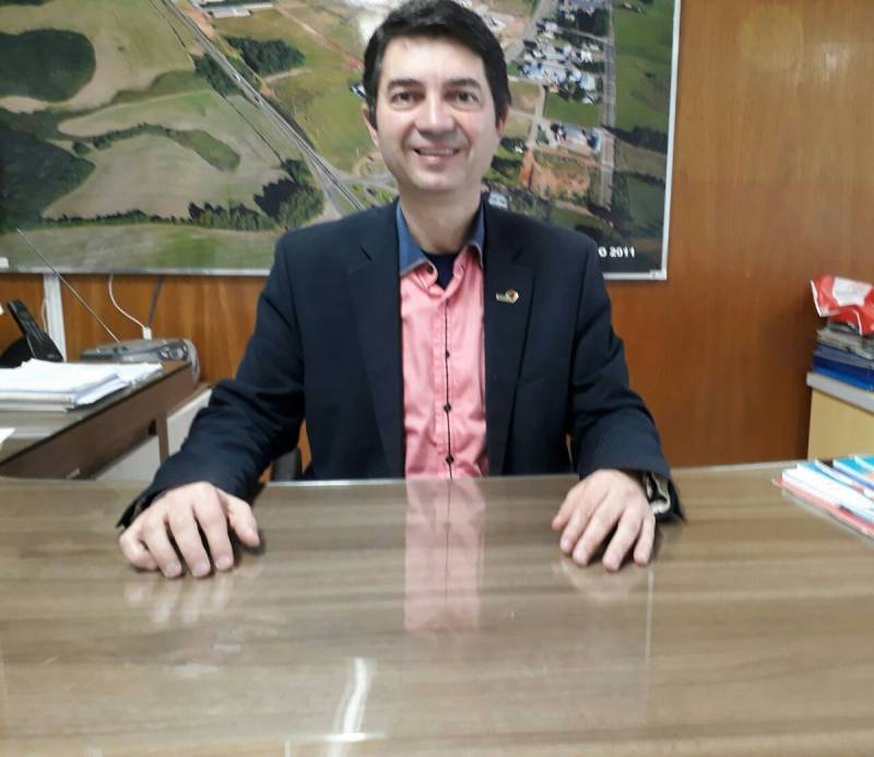 Prefeito Cattaneo garante a continuidade do  plano da saúde do IPE para os funcionários públicos municipais