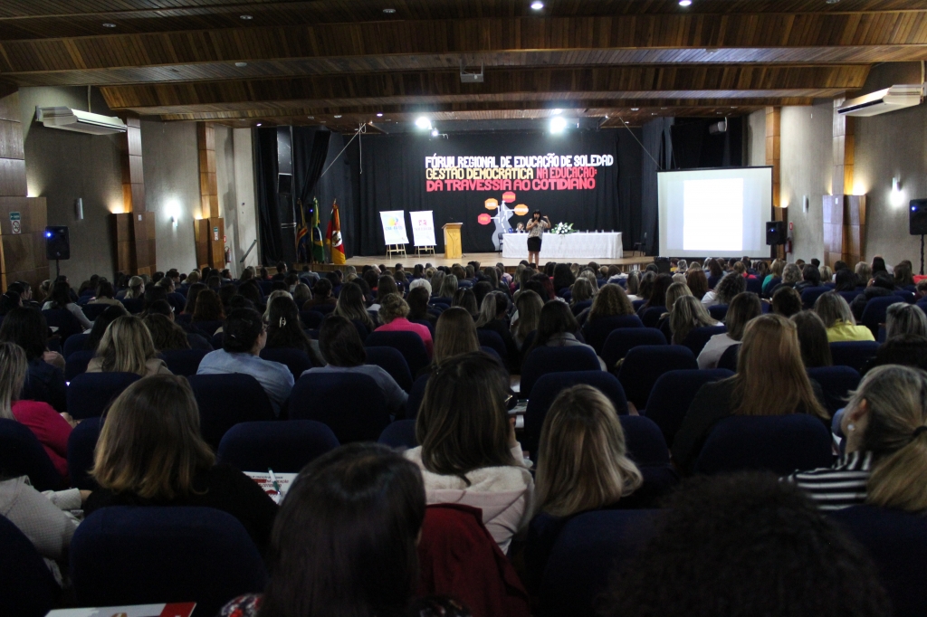 SOLEDADE REALIZA FÓRUM REGIONAL DE EDUCAÇÃO