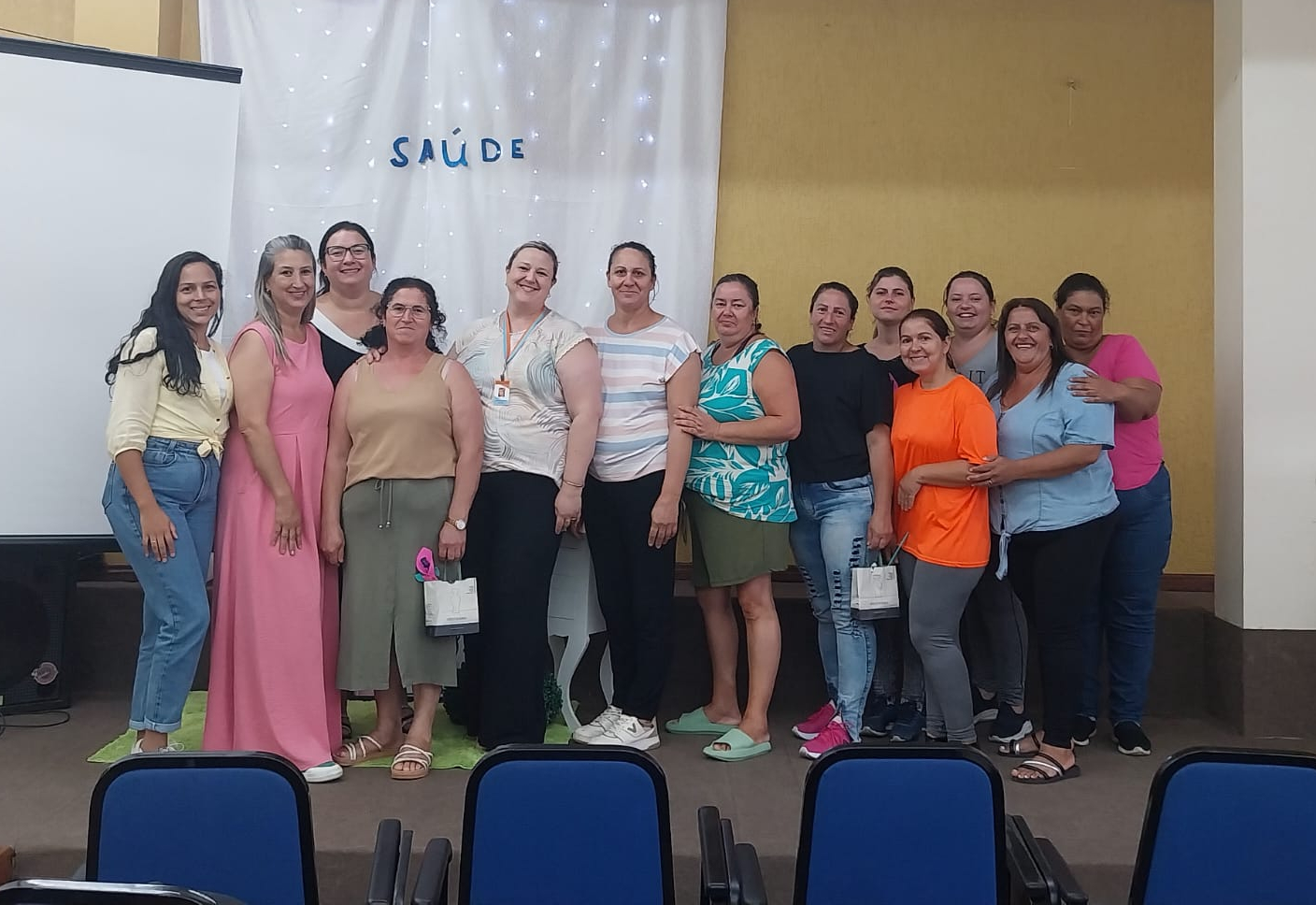 ENCONTRO DESTACA A IMPORTÂNCIA DAS FUNCIONÁRIAS DA LIMPEZA NOS SERVIÇOS DE SAÚDE DE SOLEDADE