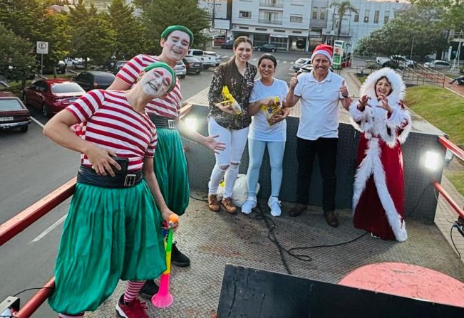 Caravana de Natal convida a comunidade para o Natal Brilha Soledade