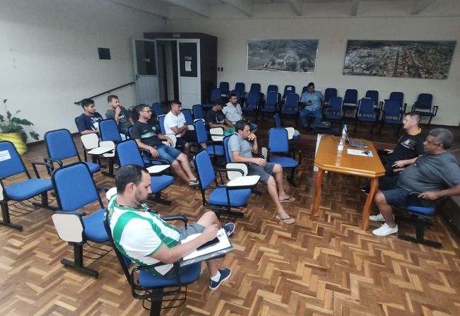 DEPARTAMENTO DE ESPORTES DEFINE FÓRMULAS DE DISPUTA DO  FUTEBOL DE CAMPO 