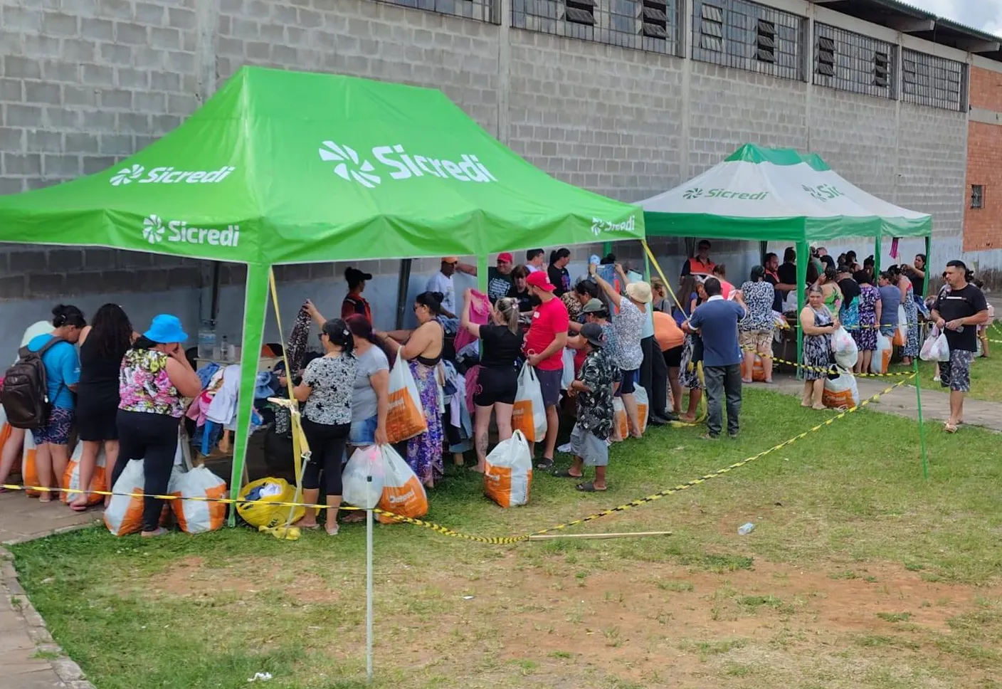 FEIRA DO AGASALHO MOBILIZA COMUNIDADE E BENEFICIA CENTENAS DE FAMÍLIAS EM SOLEDADE