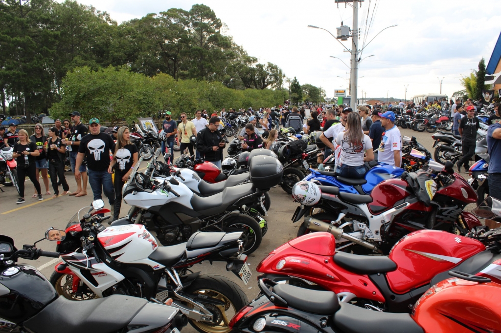 MAIS DE 4 MIL MOTOS E 10 MIL PESSOAS PARTICIPAM DO 17º ENCONTRO SUL-AMERICANO DE MOTOCICLISMO