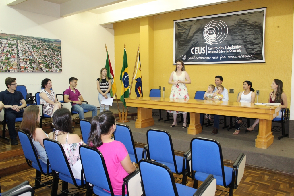 Prefeito Paulo Cattaneo participa da cerimônia de posse da nova diretoria e conselho fiscal do Centro de Estudantes Universitário de Soledade (CEUS)