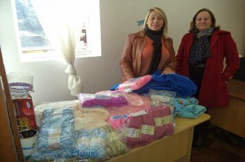 Segue a campanha de arrecadação de roupas para bebês no município