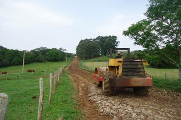 Secretaria de Obras e Serviços Públicos organiza tubulações no Interior