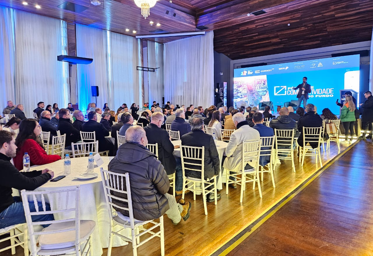SOLEDADE É REPRESENTADA NO FÓRUM DE COMPETITIVIDADE EM PASSO FUNDO